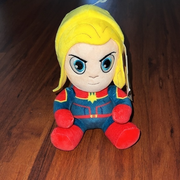 Captain Marvel Stuffy unisex Marvel red blue superheroes stuffed animal - Picture 2 of 4